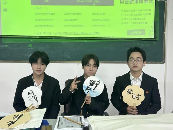 7a3c0495e22d772e82b1c772d7143e8.jpg 7a3c0495e22d772e82b1c772d7143e8.jpg