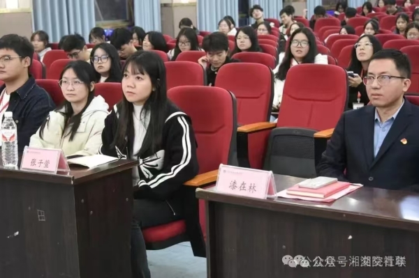 b7410c0e60fa936e73ecb95685972aa.jpg b7410c0e60fa936e73ecb95685972aa.jpg